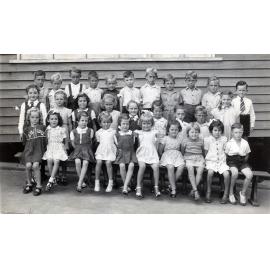 Students from Blackstone State School, Blackstone, Ipswich, 1947