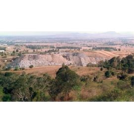 New Oakleigh open cut mine outside Rosewood, Ipswich, 2013