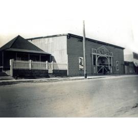 Rialto Theatre, Downs Street, North Ipswich, 1938