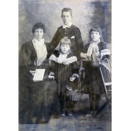 Kruger family portrait, Ipswich, c.1890s