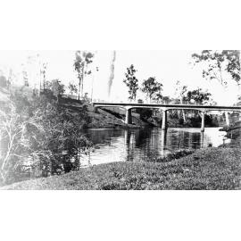 Hancock (Harlin) Bridge, on Albion Street, Brassall, 1940s