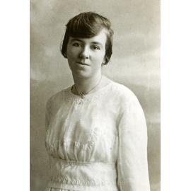 Evelyn Belmont Johnson, Ipswich, 1920