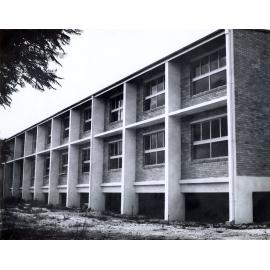 Ipswich Girls' Grammar School, science, library and classroom block, 1965