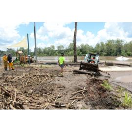 Fire Brigade assisting with flood clean up, Colleges Crossing, Ipswich, January 2013