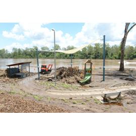Fire brigade helping with flood clean up, Colleges Crossing, Ipswich, January 2013