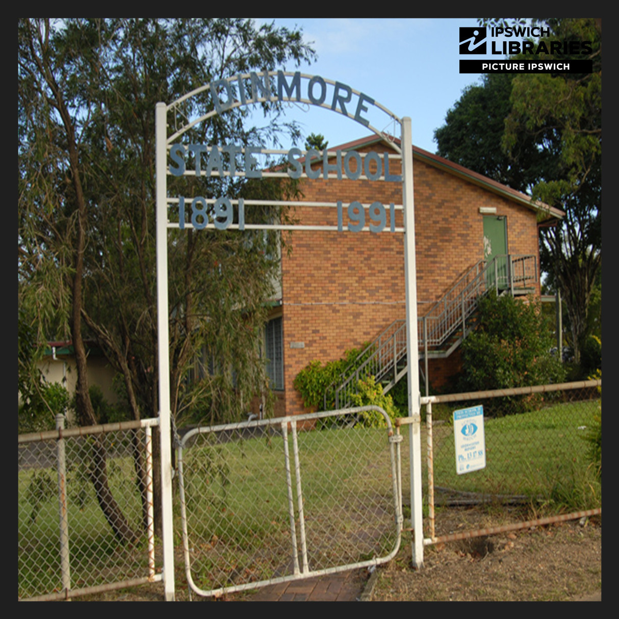 Dinmore State School