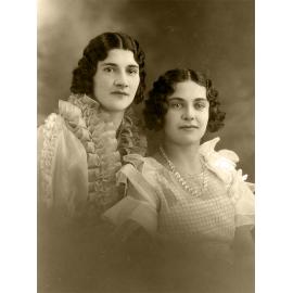 Portrait of Ethel Moore (nee Beutel) and Elsie Beutel, Ipswich, 1930-1935