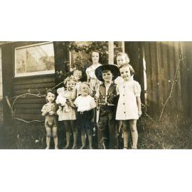 Children of Murray and Evans families, at Parker home, 'Glen Fairlie', Christmas Day, Goodna, Ipswich, 1939