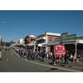 Anzac Day March down Ellenborough Street, towards Timothy Maloney Park, Ipswich, April 2009