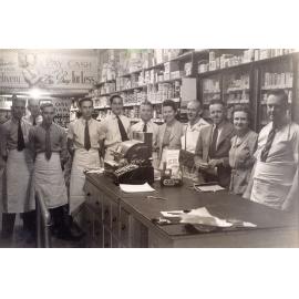 Staff at Ipswich Cash & Carry, Brisbane Street, Ipswich, c.1945