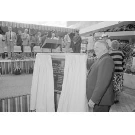 Mayor Freeman with plaque at the opening of the Ipswich City Mall, Ipswich, August 1987