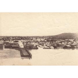 Victoria Bridge being washed away by the Brisbane River during flood, Brisbane, 1893