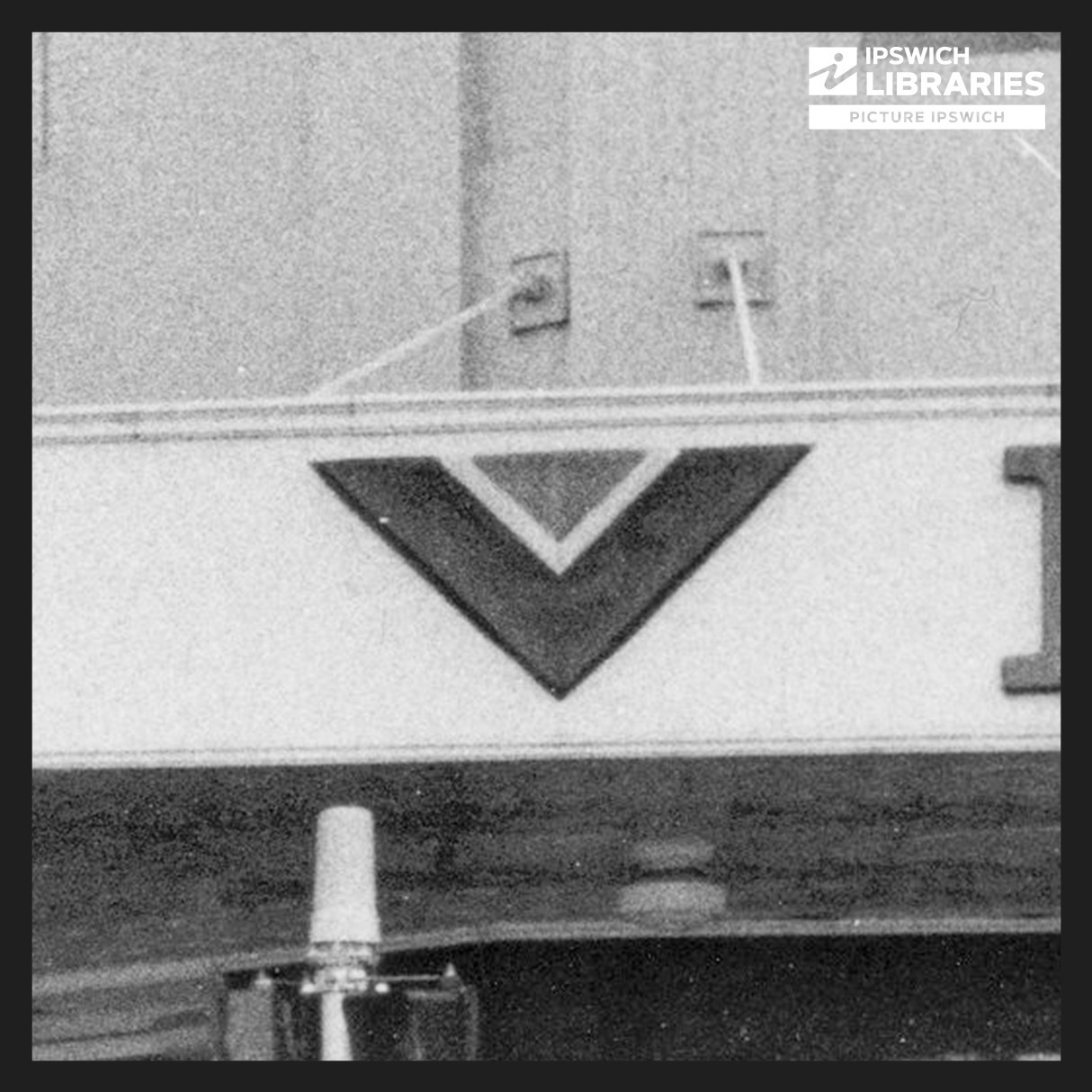 Surnames beginning with V