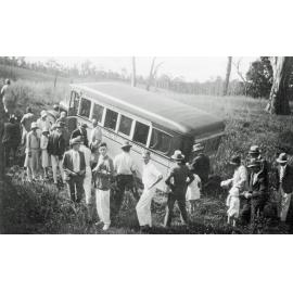 Pioneer buses bogged during a day out at Lake Manchester for QT employees, in the mid 1920s