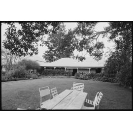External photos of Bellevue Homestead, Coominya, August 1985