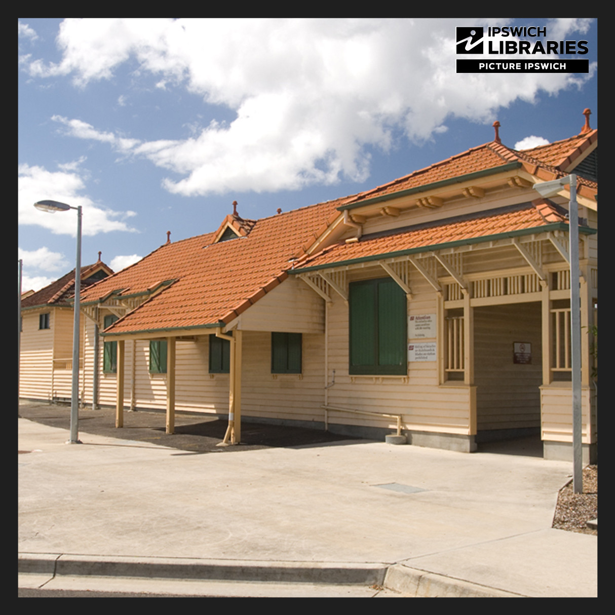 Redbank Railway Station