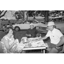 Picnic with coke and jam scrolls, Ipswich, November 1977
