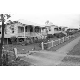 Suburban streetscape, Ipswich, November 1977