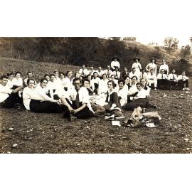 Ipswich Methodist Church group picnic, 1920s