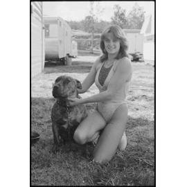 Unidentified female performer with a dog, Ipswich, July 1985