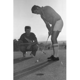 Golf players, Ipswich, November 1977