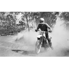Tivoli Raceway, Chuwar, 2nd October 1977