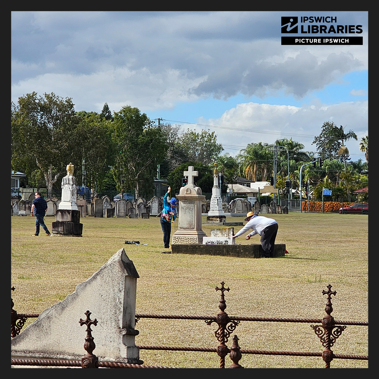 UniSQ Field Day Workshop, Ipswich General Cemetery, 2023
