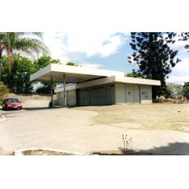 Service Station at the Fiveways, prior to demolition, c.1998