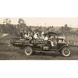 Whittaker families, Easter 1925