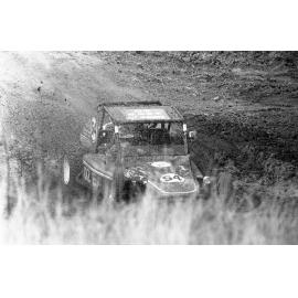 Sprint Car, No. 54, racing in the 1979 Queensland Times Off-Road Spectacular, Minden, Somerset, November 1979