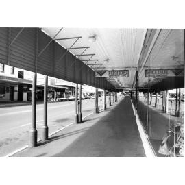 Cribb & Foote - under the awning, 1985