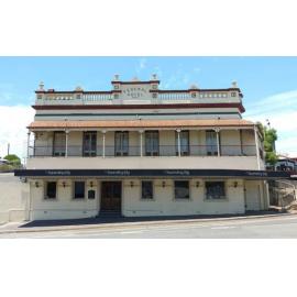 Federal Hotel, Brisbane Street, No. 214, Ipswich, 2023