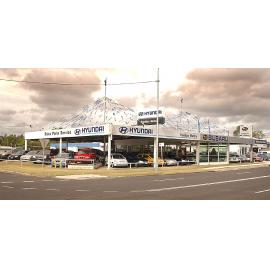 Pavilion Motors car dealership, Ipswich, December 2003