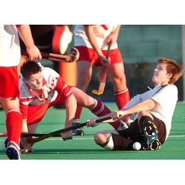 Unidentified players in a field hockey match, Ipswich, September 2003