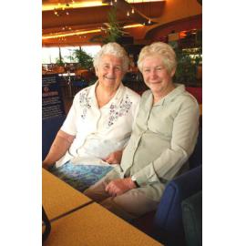 Betty Groves and Vada Davis at the Brothers Club, Ipswich, February 2003