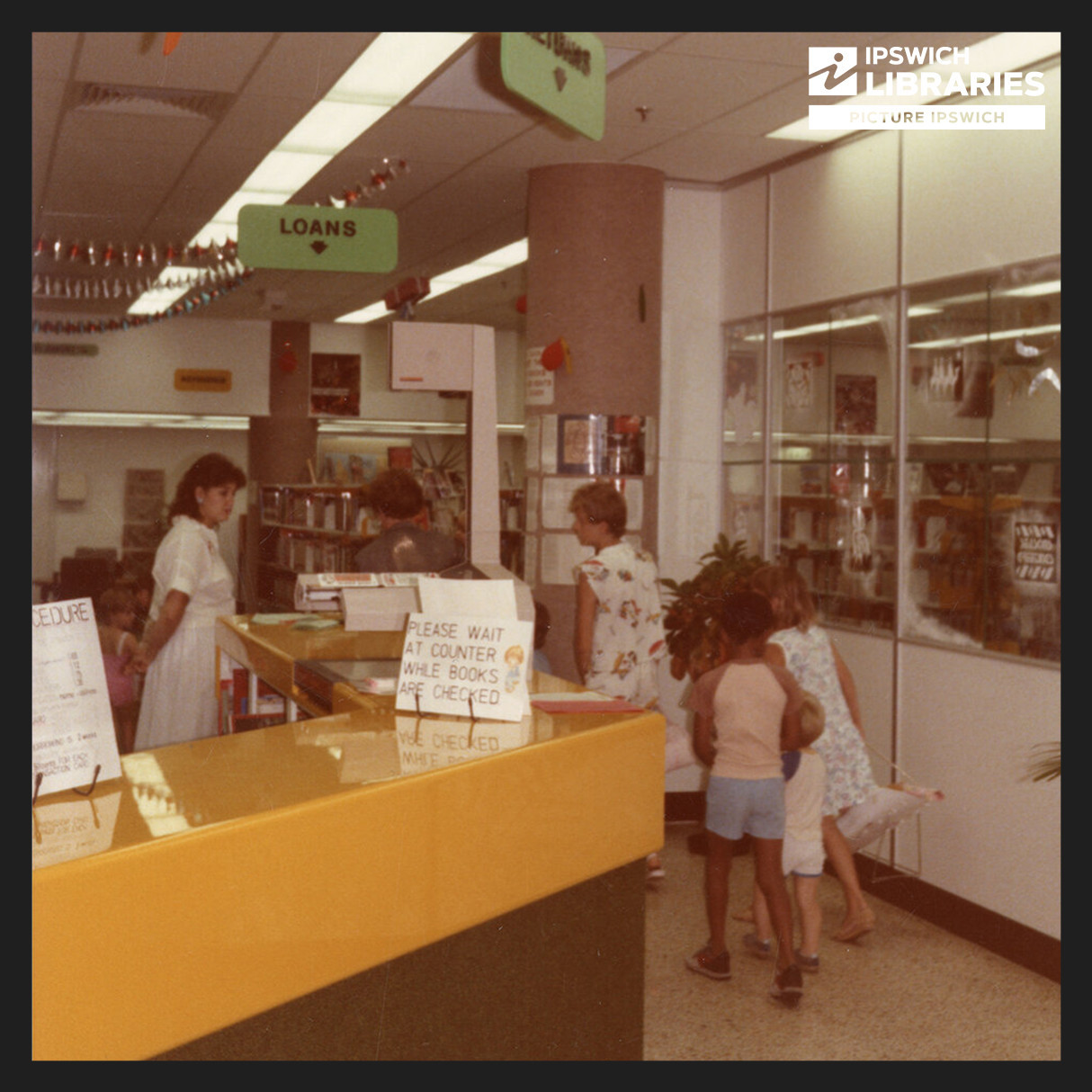 Redbank Plaza Library, Ipswich Libraries (1985- )