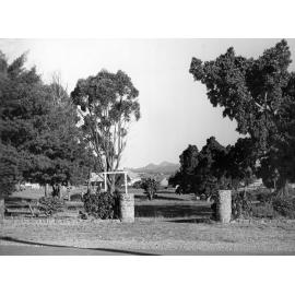 Entrance to Reals Park, Sadliers Crossing, Ipswich, 1930s