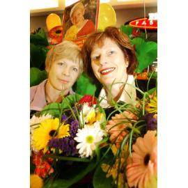 Glyn Lewis and Colleen Bayliss of Brassall Woolworths selling flowers for Fresh Futures, Ipswich, August 2003