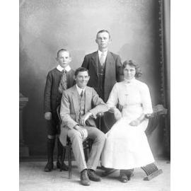 Studio portrait of unidentified family group, Ipswich, early 1900s 