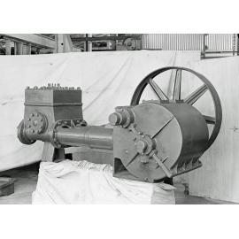 Hydraulic pump manufactured by Forrers Engineering, Ipswich, 1950s