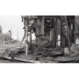 Aftermath of the Reid's (Cribb & Foote) fire, corner of Brisbane and Bell Streets, Ipswich, August 1985