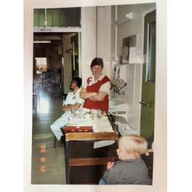 Unidentified nurses and child, Ipswich Hospital, Ipswich, August 1995