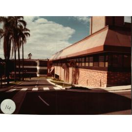 RECONSTRUCTION of the 80s: Driveway between Jubilee and Emergency 1985 