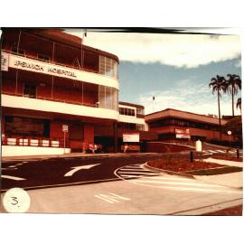 RECONSTRUCTION of the 80s: Driveway entrance 1985
