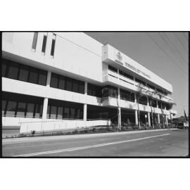 Ipswich City Council Administration Building exterior from South Street, Ipswich, Queensland, August 1985