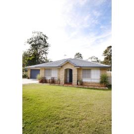 Box Street, no. 4B, Yamanto, Ipswich, July 2010