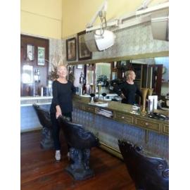 Elizabeth in her salon 2015