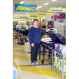 Wendy Marshall at Mitre 10 at Forest Lake Village, Ipswich, June 2004