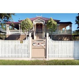 Unidentified house on Quarry Street, Ipswich, July 2004 