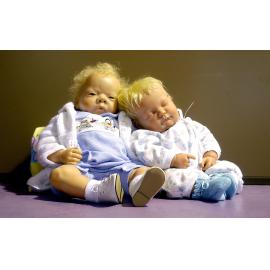 Metropole bar manager, Ian Johnstone, Ipswich, January 2005 